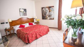 Premium bedding, minibar, in-room safe, desk