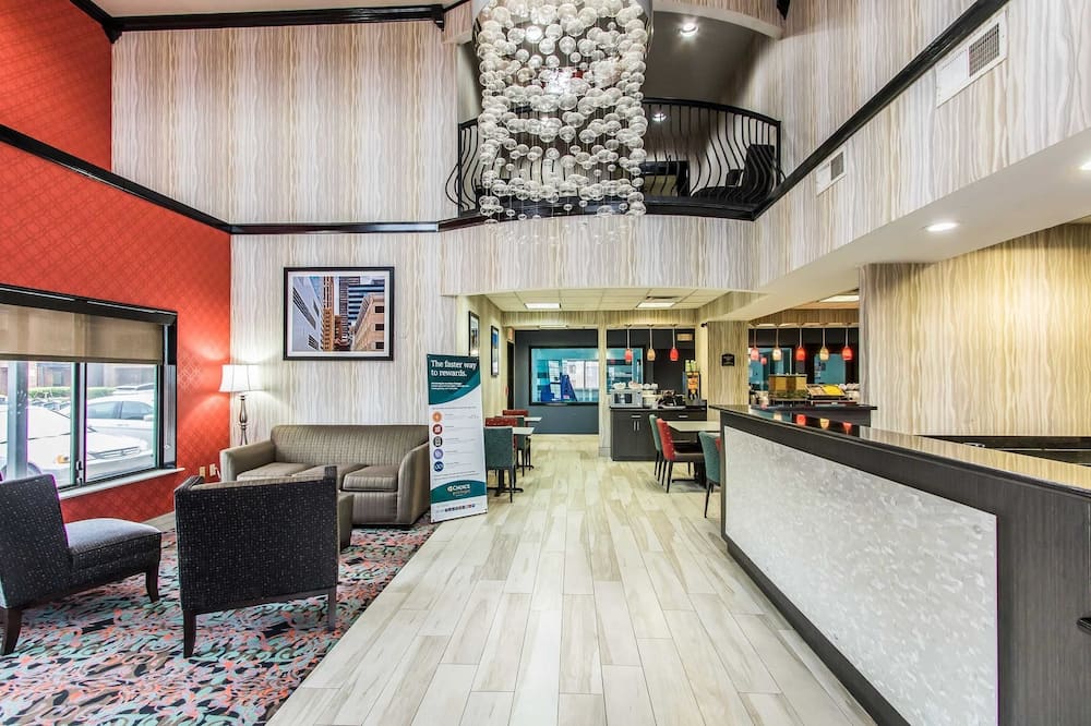 Comfort Suites Fairgrounds West