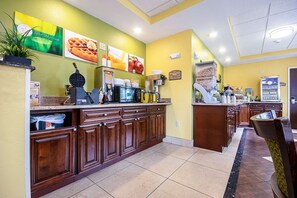 Café da manhã continental grátis