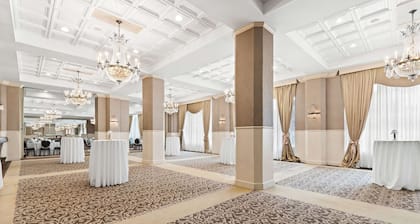 Genetti Hotel, SureStay Collection by Best Western