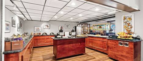 Ilmainen päivittäinen buffetaamiainen