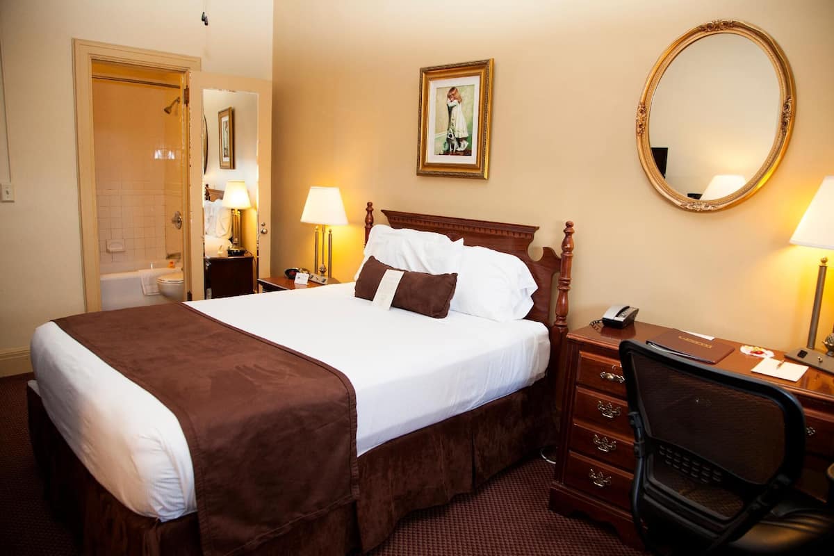 In-room safe, individually decorated, individually furnished