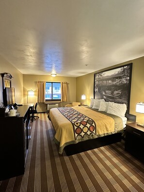Standardzimmer, 1 King-Bett | Hochwertige Bettwaren, Pillowtop-Betten, Schreibtisch