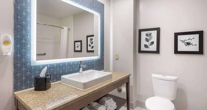 Country Inn & Suites by Radisson, Dayton South, OH