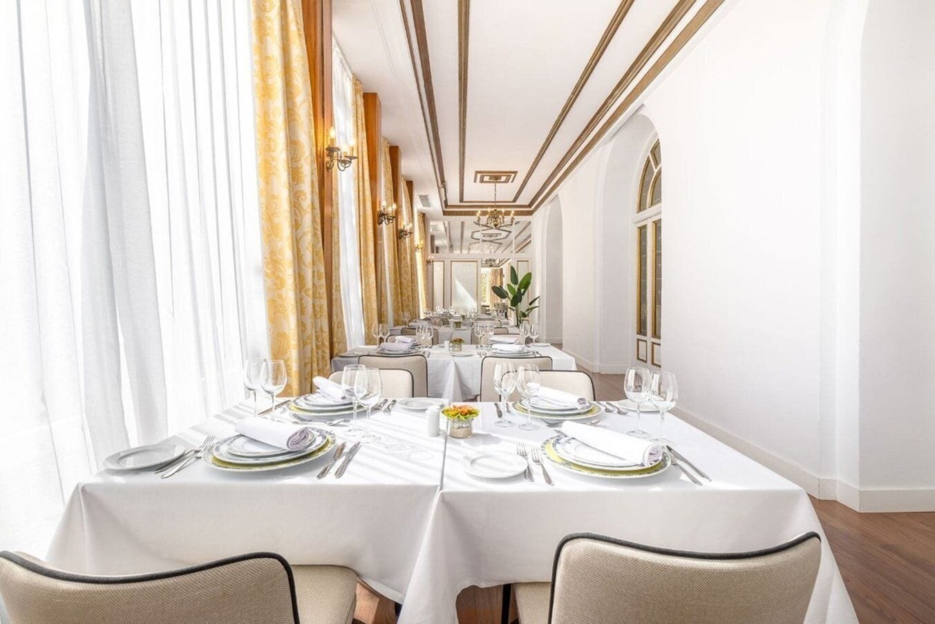 mediterranean cuisine, al fresco dining