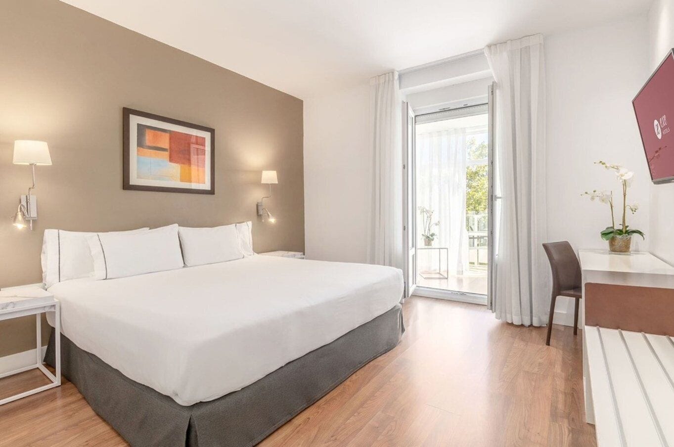 down duvets, minibar, in-room safe, desk