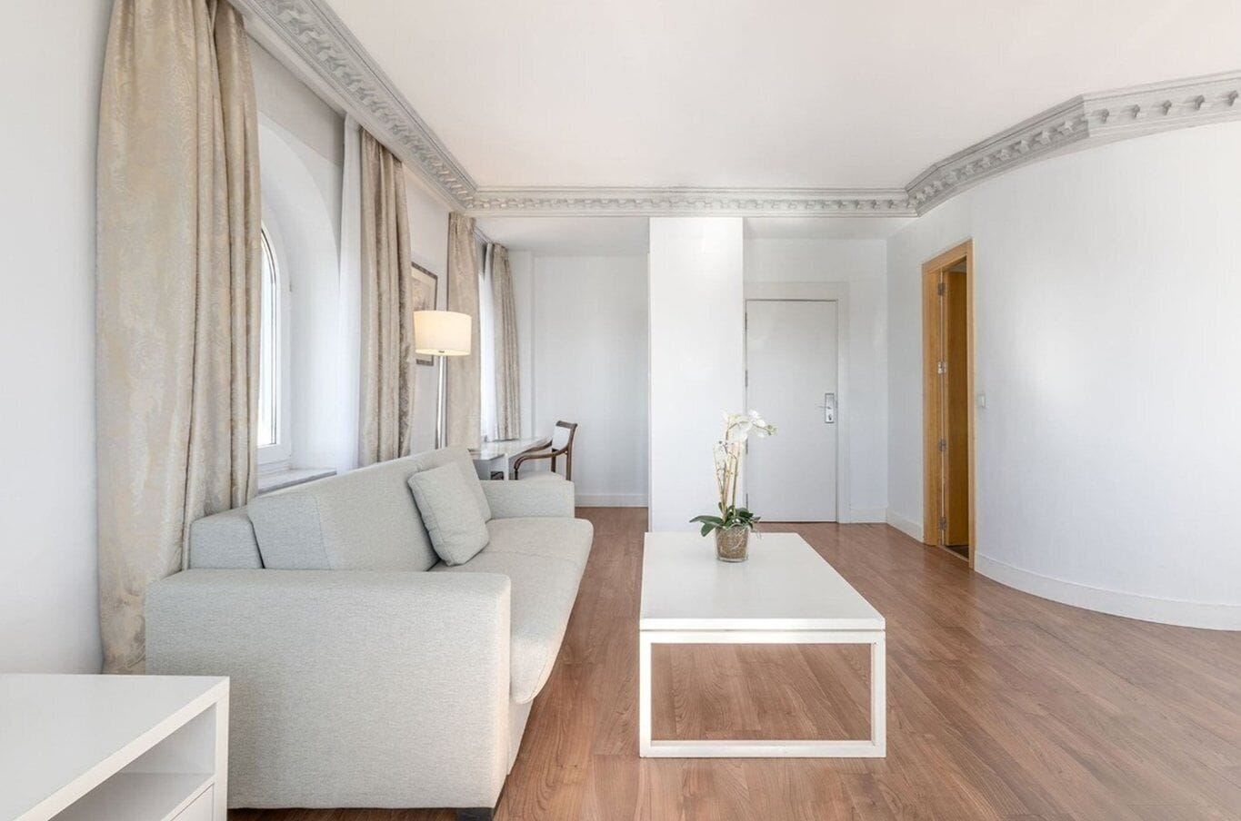 down duvets, minibar, in-room safe, desk