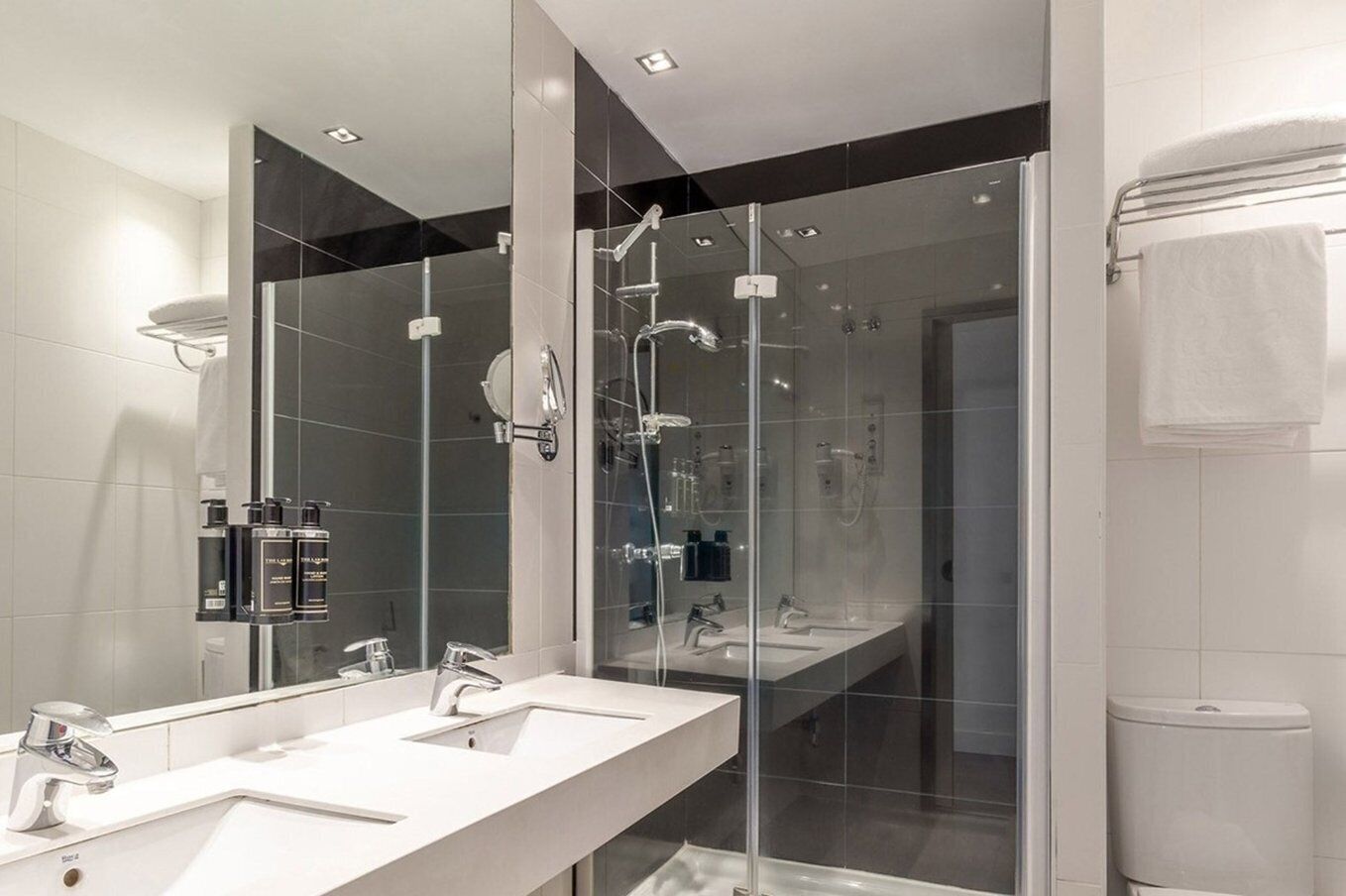 down duvets, minibar, in-room safe, desk