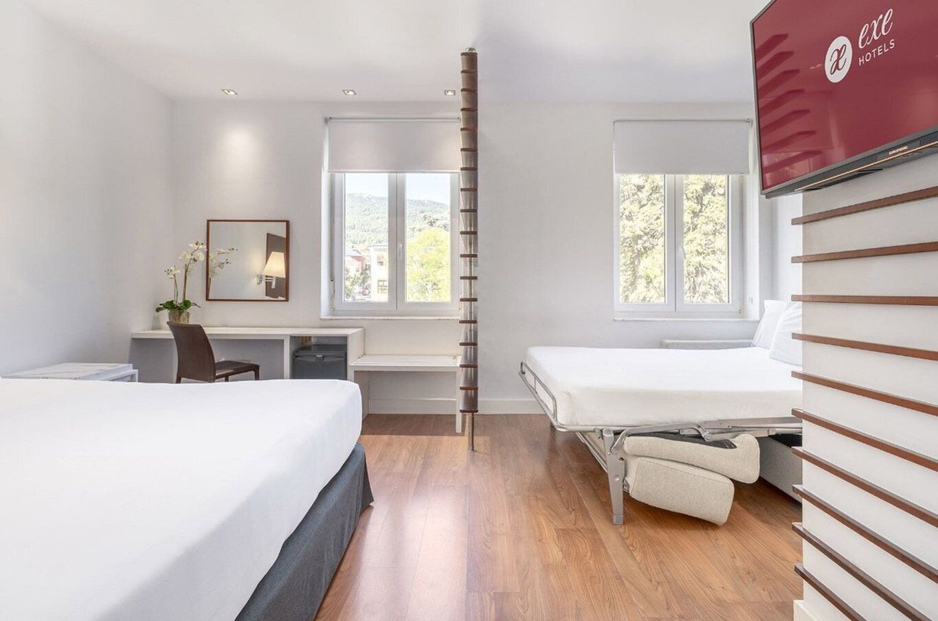 down duvets, minibar, in-room safe, desk