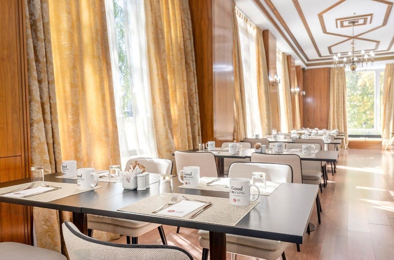 mediterranean cuisine, al fresco dining