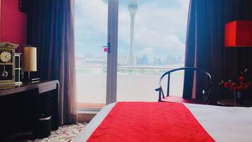 ๋ฐ์ฝ๋ ์ ๋ง