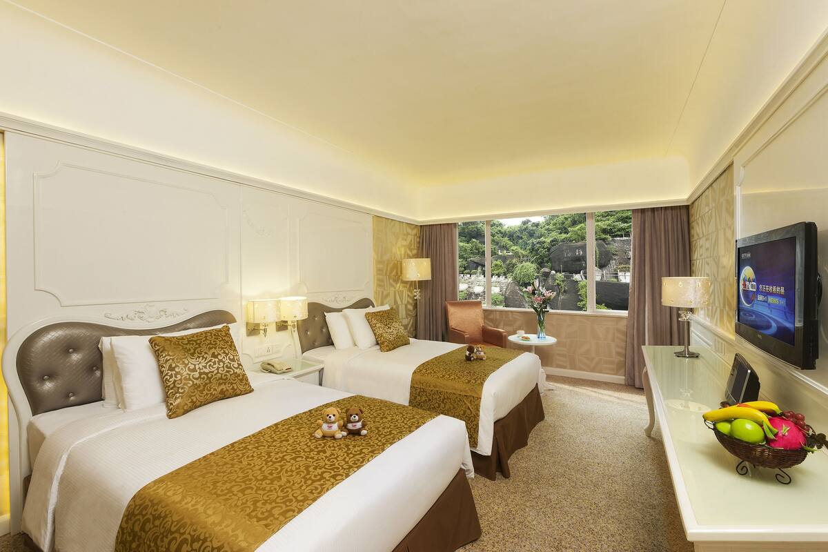 Minibar, in-room safe, free cots/infant beds, free WiFi
