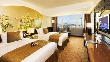 Minibar, in-room safe, free cots/infant beds, free WiFi