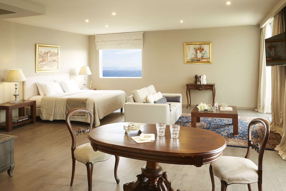 Open Plan Suite Panoramic View | 1 bedroom, in-room safe, free WiFi, bed sheets