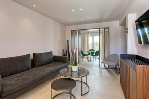 In-room safe, desk, blackout curtains, soundproofing