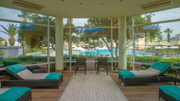 Behandlingsrom for par, badstue, dampbad og tyrkisk bad/hamam