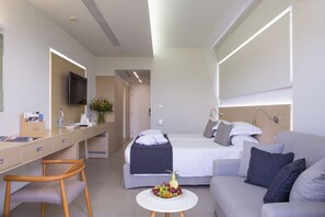Deluxe-Zweibettzimmer | 1 Schlafzimmer, Zimmersafe, Schreibtisch, Verdunkelungsvorhänge