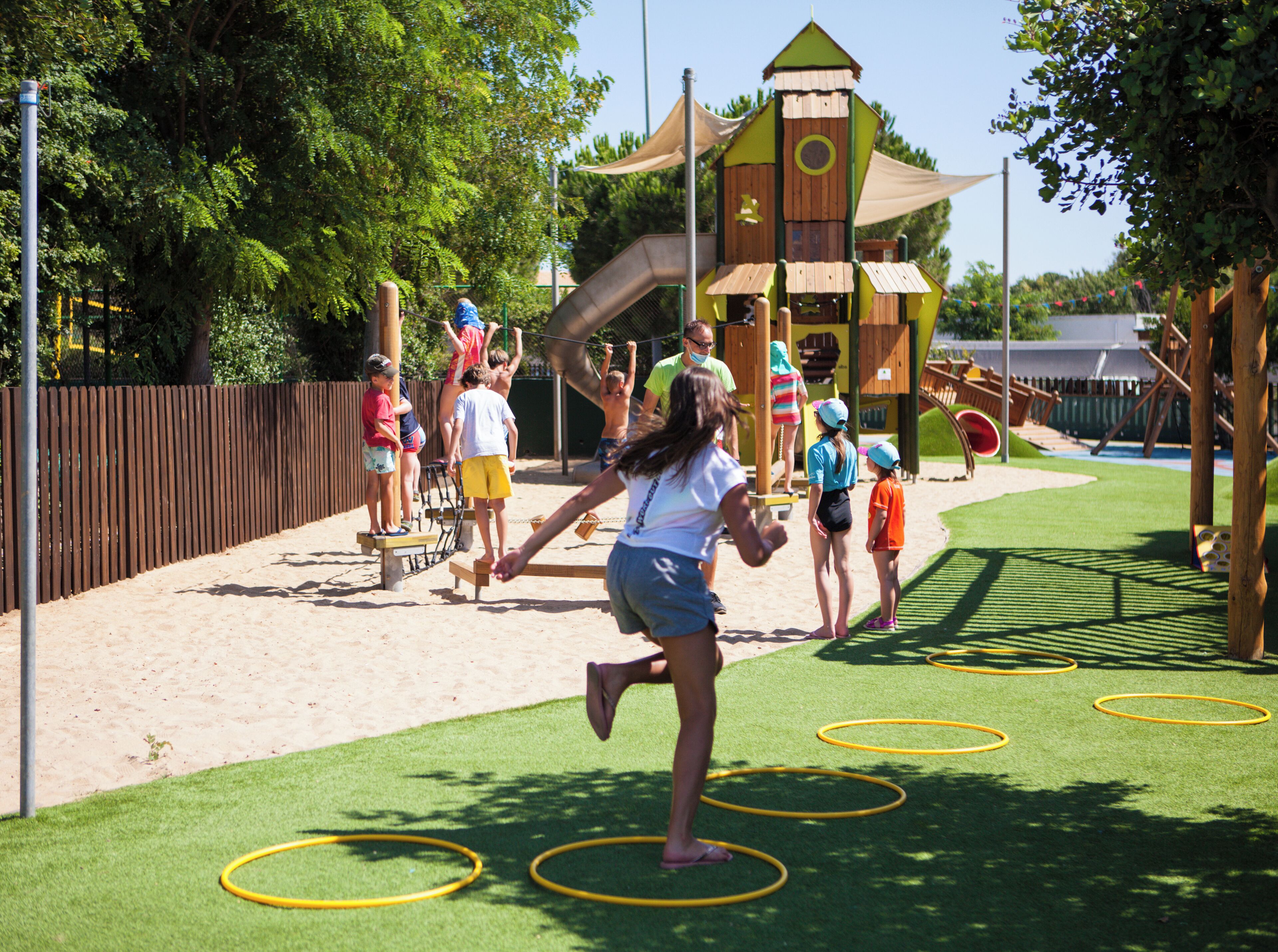 children’s play area – outdoor