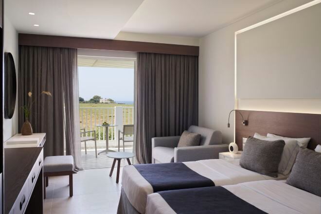 In-room safe, desk, blackout drapes, soundproofing