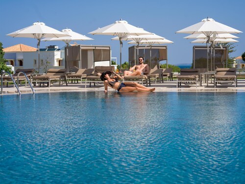 Neptune Luxury Resort