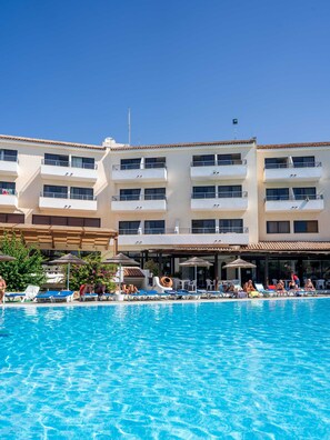Exterior - Paphos Gardens Holiday Resort (Paphos)