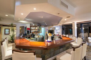 Bar (in der Unterkunft)