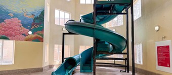 南埃德蒙頓溫德姆速 8  飯店