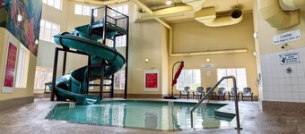 Super 8 by Wyndham Edmonton South