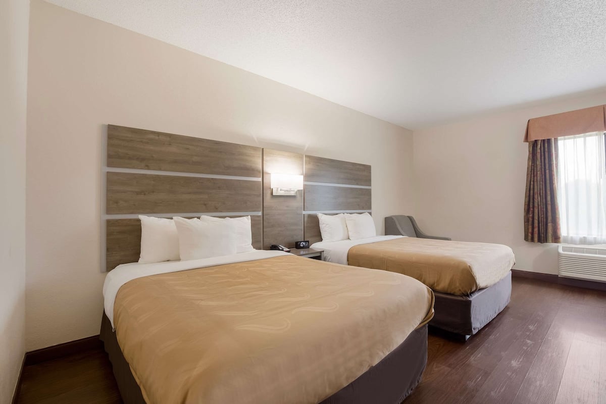 Standard Room, 2 Queen Beds, Non Smoking | Desk, iron/ironing board, free WiFi, bed sheets