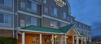 Country Inn & Suites by Radisson, Big Rapids, MI