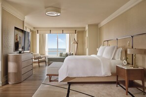 Hypo-allergenic bedding, down comforters, pillowtop beds, minibar
