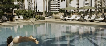 Four Seasons Hotel Miami