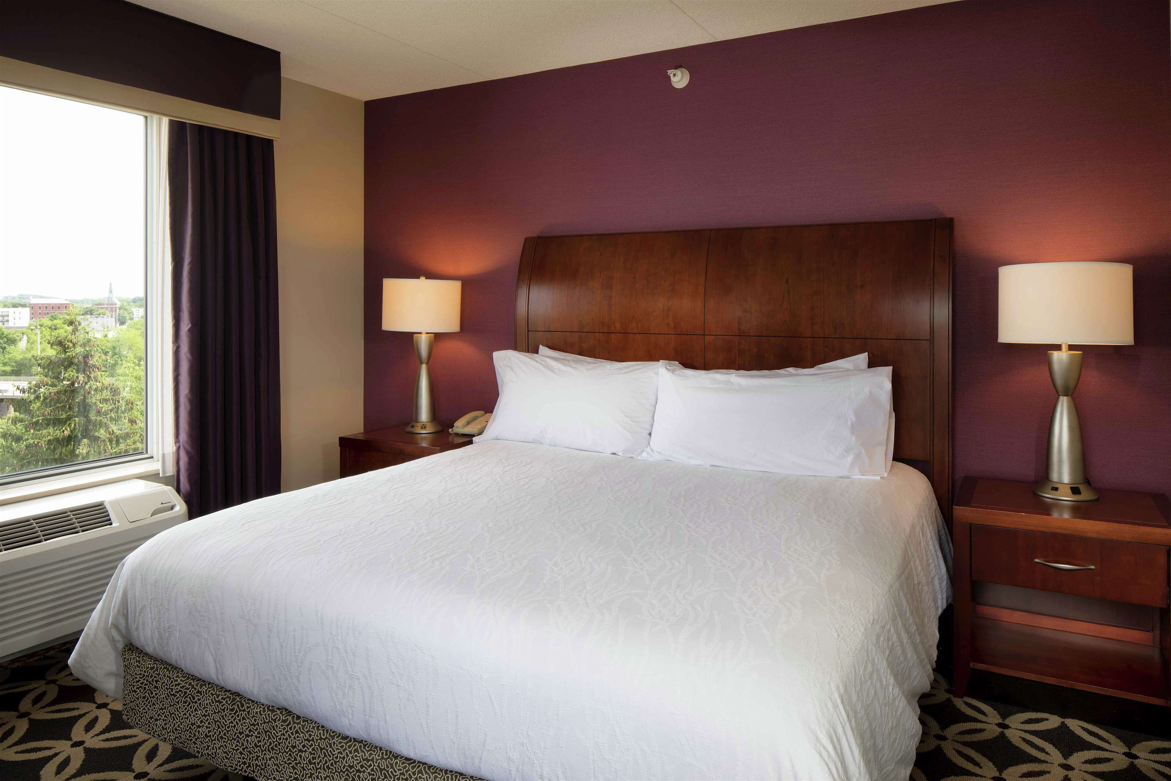 suite, 1 king bed, non smoking, jetted tub | desk, iron/ironing board, free cots/infant beds, rollaway beds