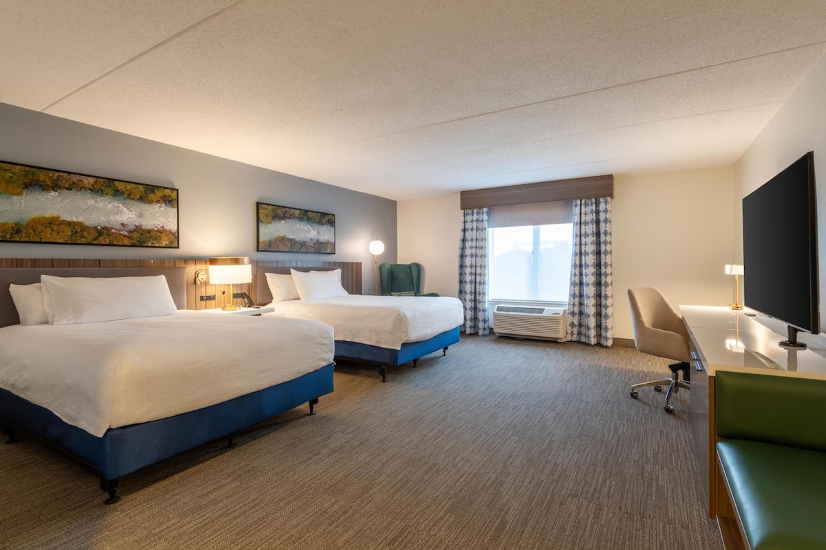 Room, 2 Double Beds, Accessible, Bathtub (Hearing Impaired)