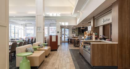 Hilton Garden Inn Auburn Riverwatch