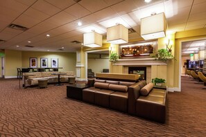 Lobby - DoubleTree by Hilton Phoenix Midtown (Phoenix)