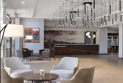 DoubleTree by Hilton Phoenix Midtown