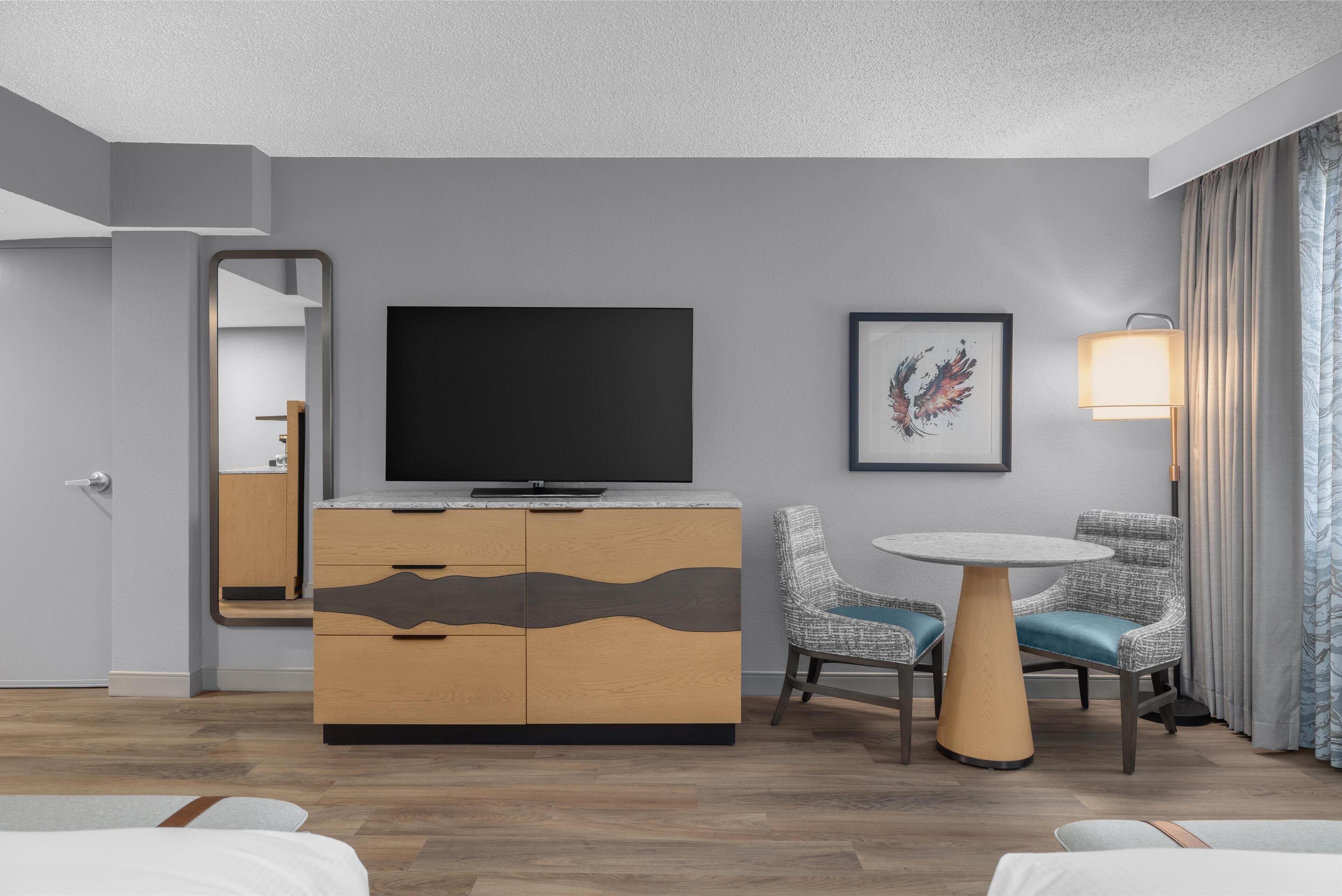 43-inch flat-screen tv with cable channels, smart tv, mp3 dock