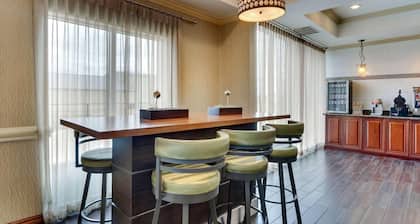 Comfort Inn & Suites Waco Woodway