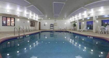 Holiday Inn Express & Suites Yankton by IHG