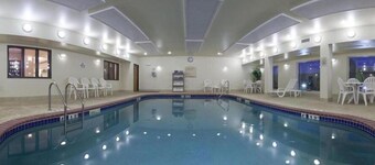 Holiday Inn Express & Suites Yankton by IHG
