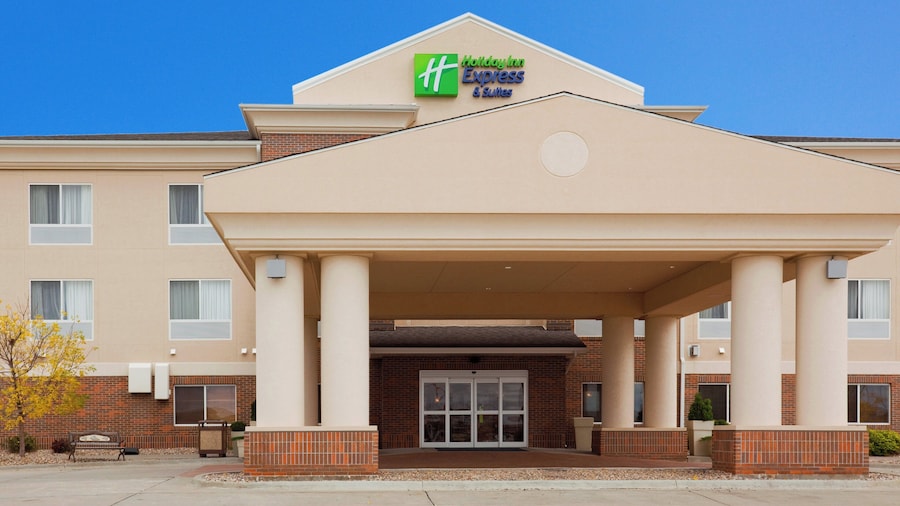 Holiday Inn Express & Suites Yankton by IHG