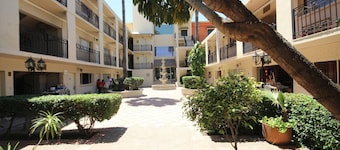 Hotel El Camino Inn & Suites