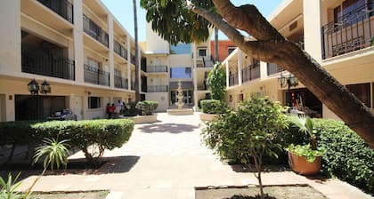 Hotel El Camino Inn & Suites