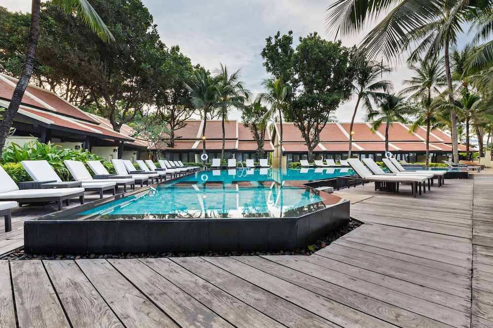 Impiana Resort Patong Phuket by null