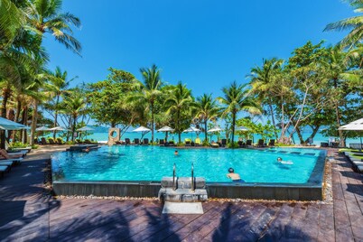 Impiana Beachfront Resort Patong, Phuket