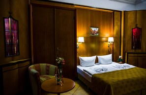 In-room safe, desk, cots/infant beds, rollaway beds