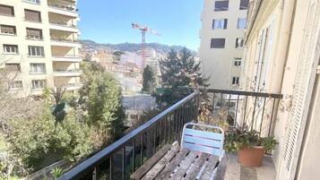 Apartamento standard | Terraço/pátio