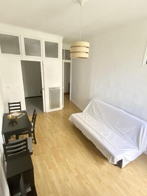 Standard Apartment | Living area | LCD TV