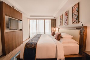 Family Premier Suite | 高級寝具、羽毛の掛け布団、ミニバー、セーフティボックス (室内)